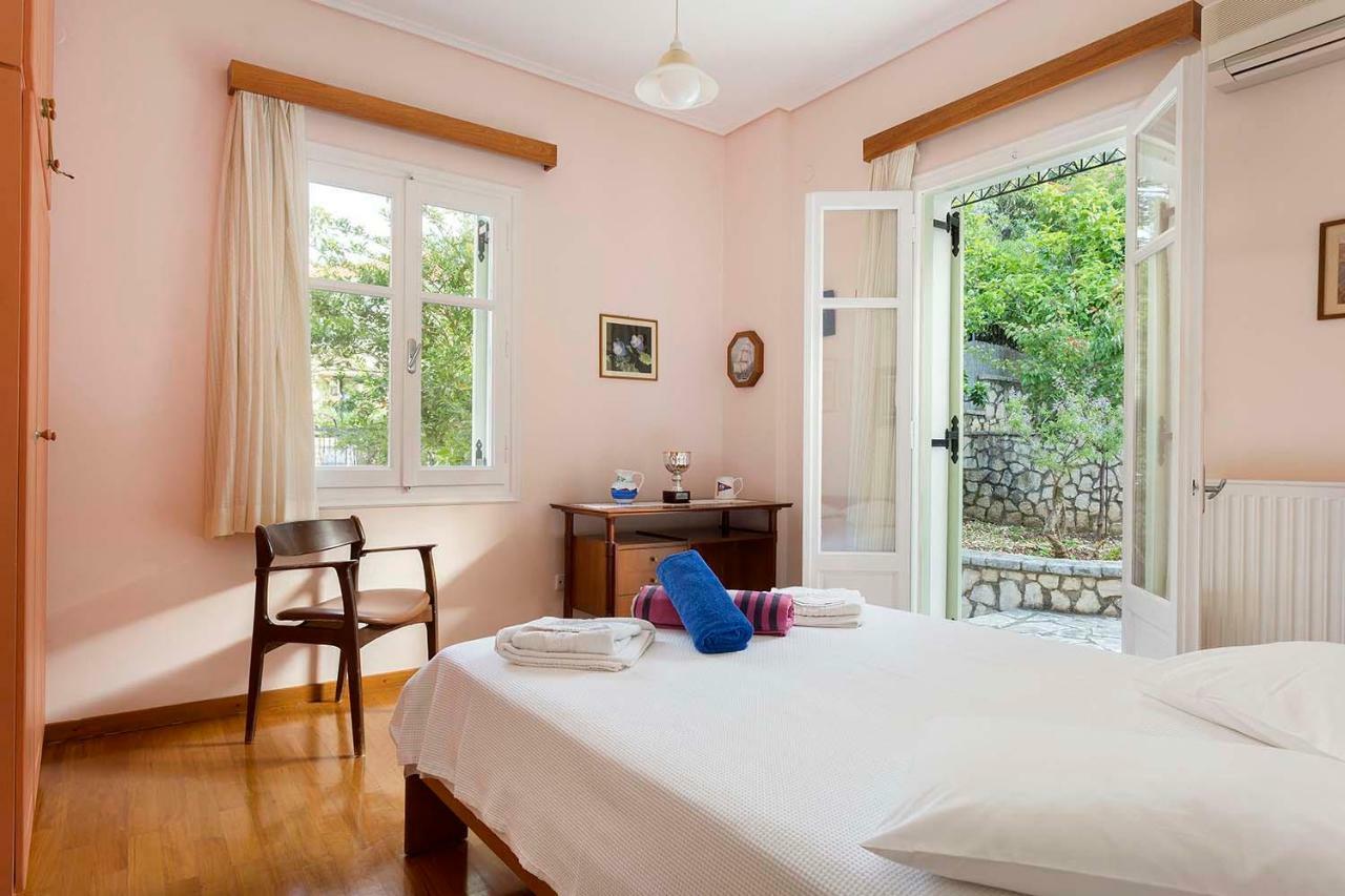 Yellow House Ithaca Vathy  Extérieur photo